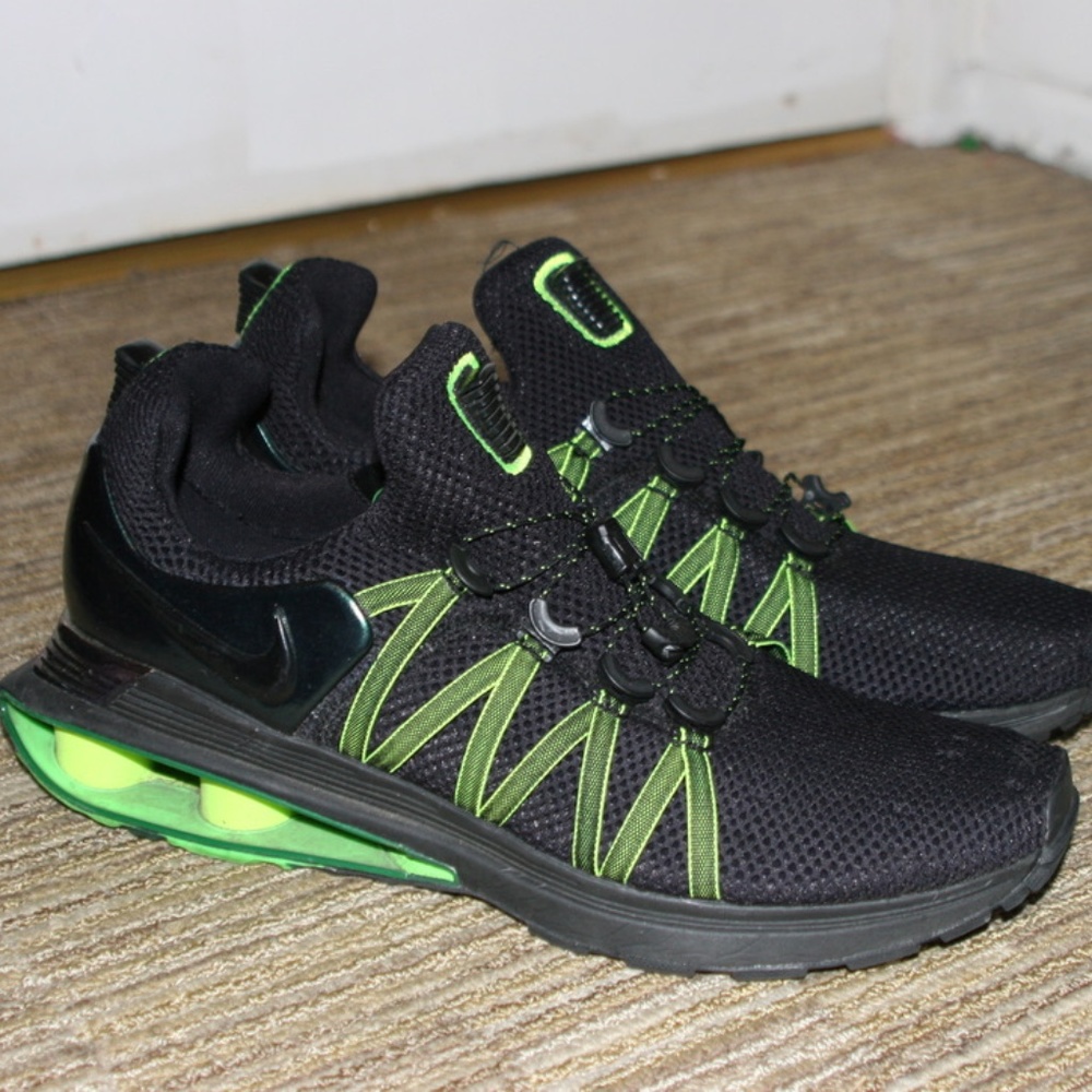 Nike Shox Gravity